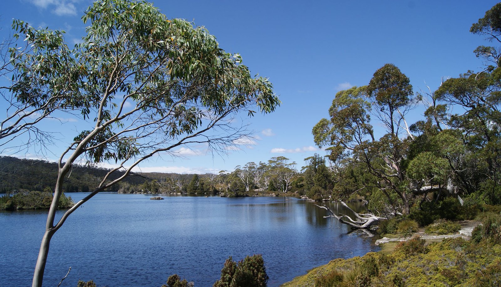 How many days to do the Overland Track in Tasmania